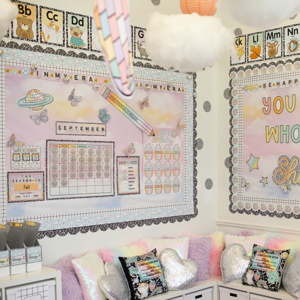 Fadeless® Schoolgirl Style Bulletin Board Paper, Wildest Dreams